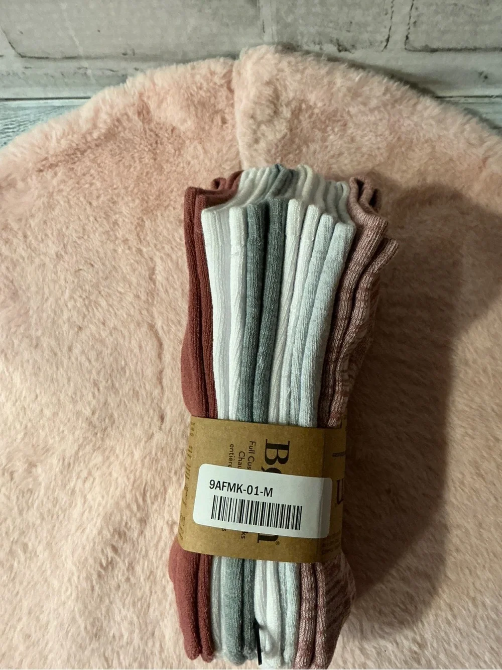 Born 6-Pack Women’s Size 4-10 Full-Cushioned Quarter Crew Socks